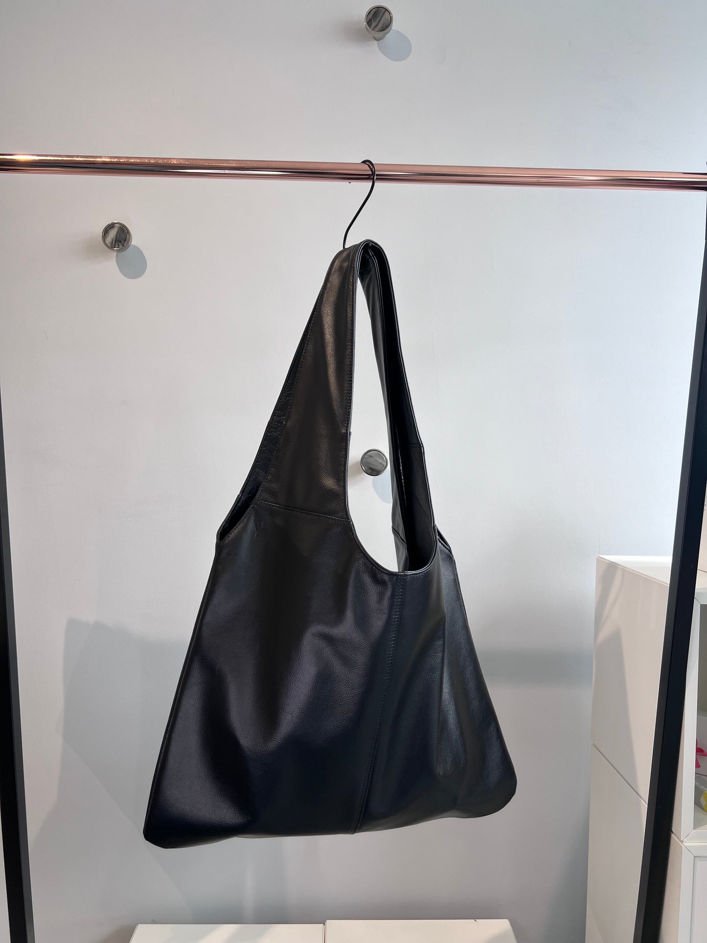 Sample - Agnes - Grained Leather Black