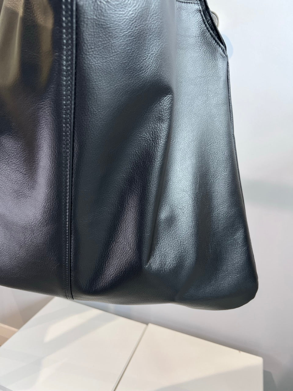 Sample - Agnes - Grained Leather Black