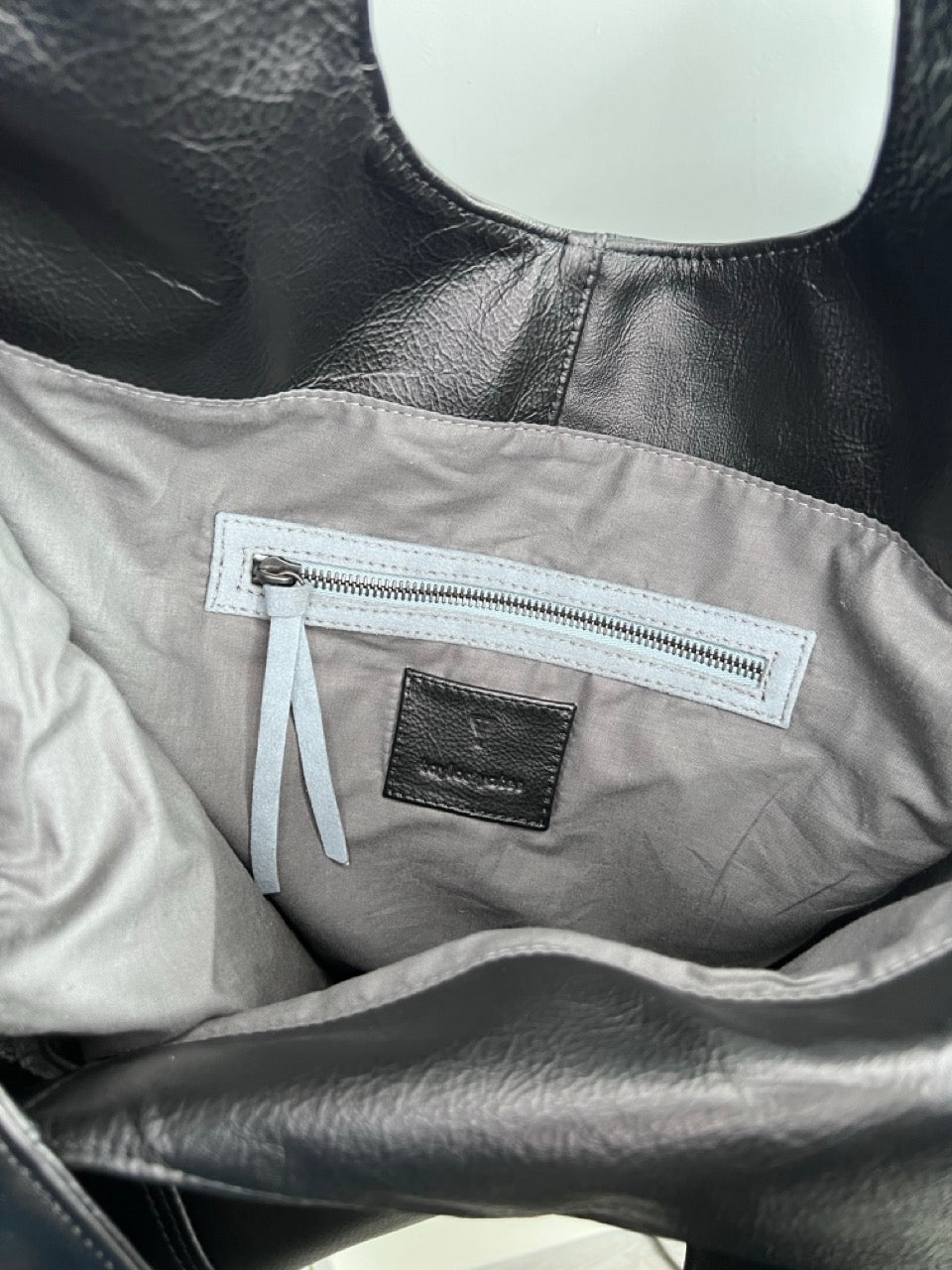 Sample - Agnes - Grained Leather Black