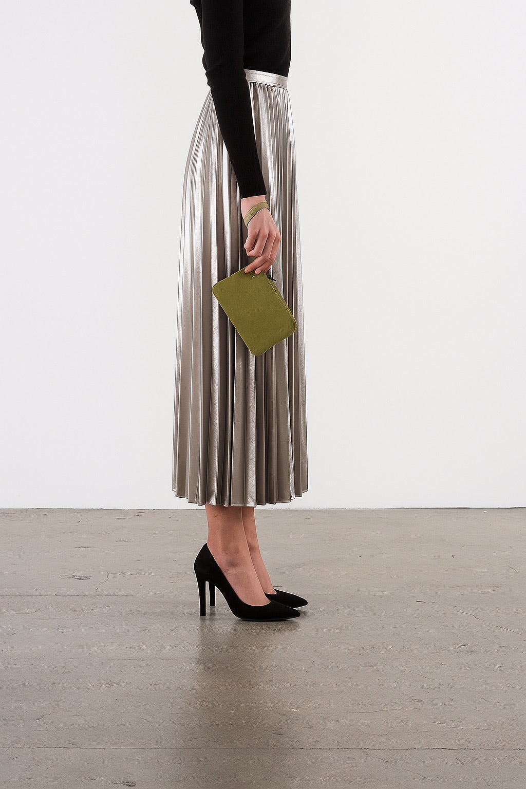 Suede Doris Clutch