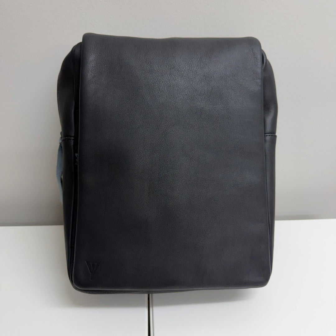 Russell Sling Messenger Bag