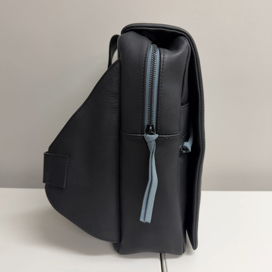 Russell Sling Messenger Bag