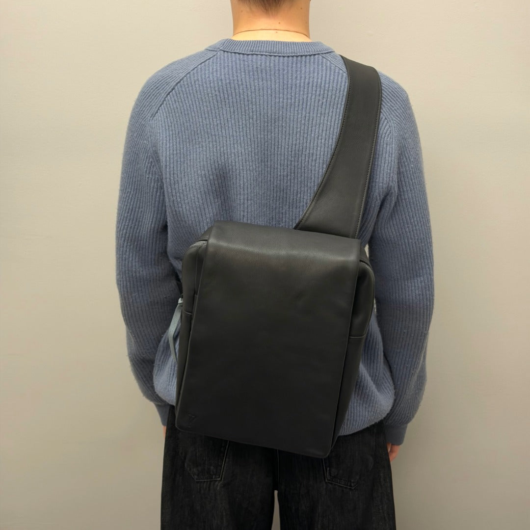 Russell Sling Messenger Bag